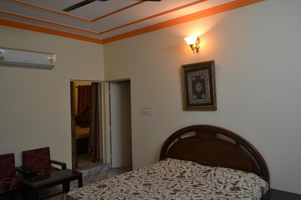 Sai Home Stay Bed & Breakfast- Near Tajmahal Agra  Εξωτερικό φωτογραφία