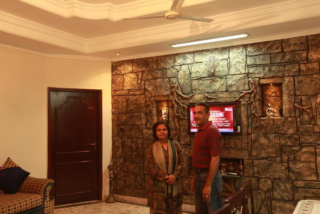 Sai Home Stay Bed & Breakfast- Near Tajmahal Agra  Εξωτερικό φωτογραφία