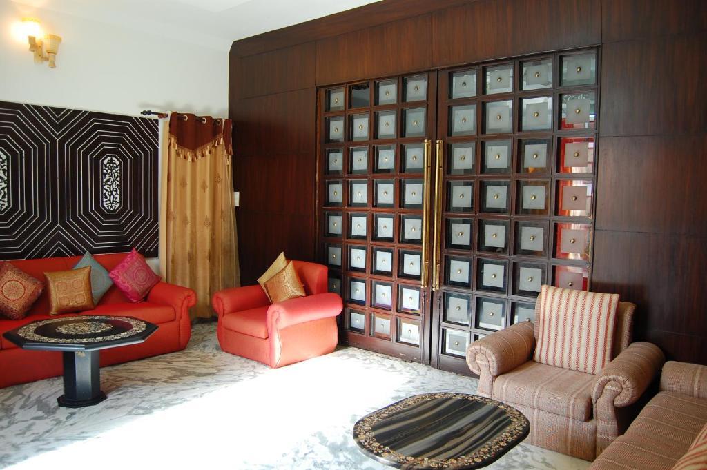Sai Home Stay Bed & Breakfast- Near Tajmahal Agra  Εξωτερικό φωτογραφία