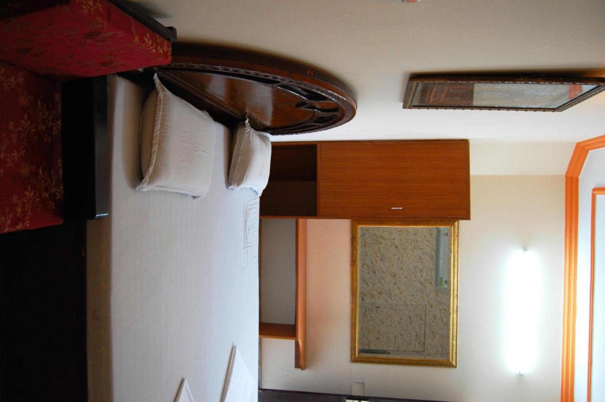 Sai Home Stay Bed & Breakfast- Near Tajmahal Agra  Εξωτερικό φωτογραφία